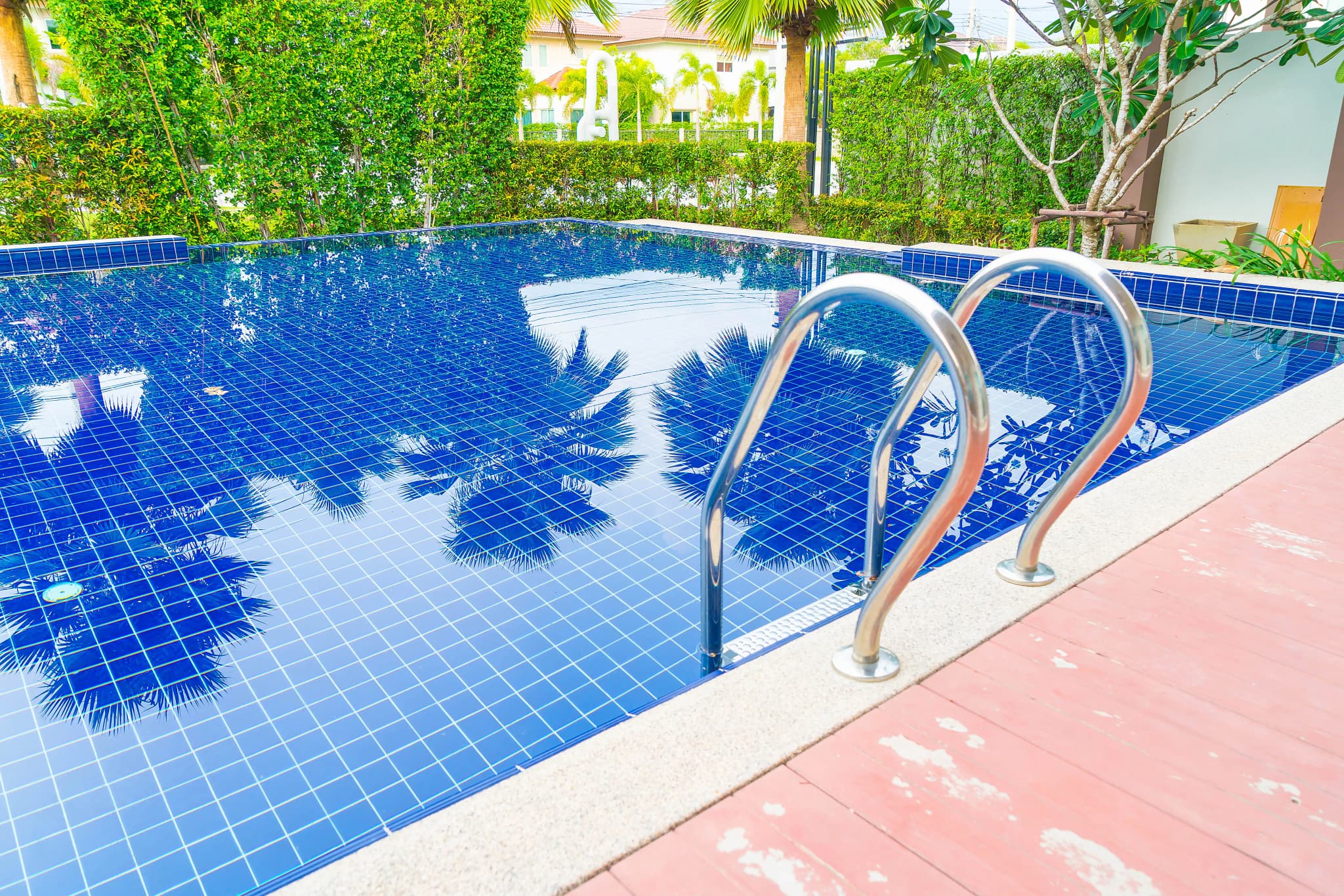 Expert fuite piscine Saint-Tropez